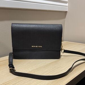 Michael Kors Elegant Black Crossbody Bag
